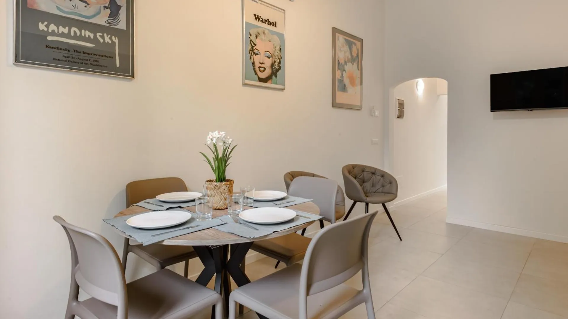 Napoleone - New Apartment Near Historic Center Флоренция